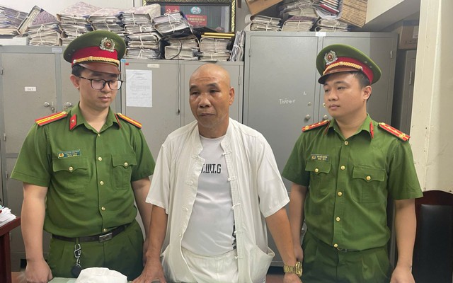 Bắt tạm giam Nguyễn Văn Phượng