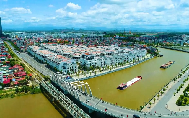 Từ nơi hoang sơ, kiệt quệ, vươn mình thành địa phương duy nhất Việt Nam tăng trưởng GRDP trên 10% suốt 10 năm liên tiếp