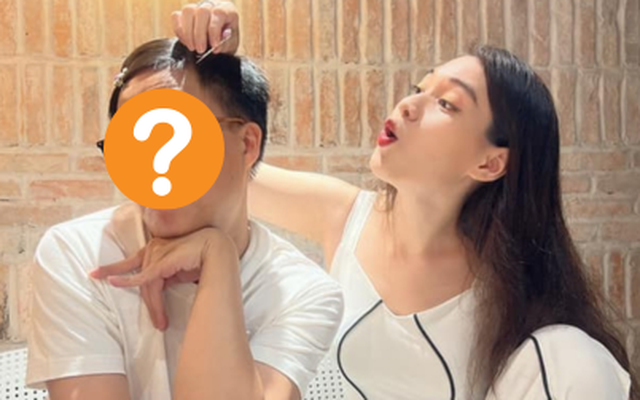 Sao nam Vbiz kết hôn sinh con nhưng vẫn bị đặt câu hỏi về giới tính, vợ lên truyền hình khui chuyện không ngờ