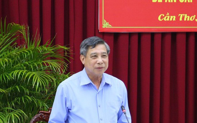 Không để cán bộ 'ngồi cà phê bàn chuyện cơ cấu' xao nhãng nhiệm vụ