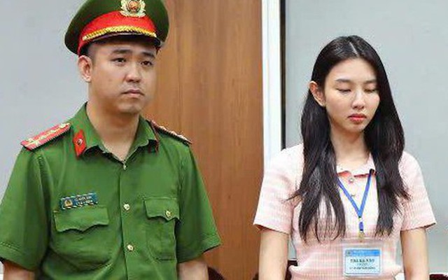 Vụ án kẹo Kera liên quan Quang Linh Vlogs, Hằng Du Mục: Khởi tố hoa hậu Nguyễn Thúc Thùy Tiên