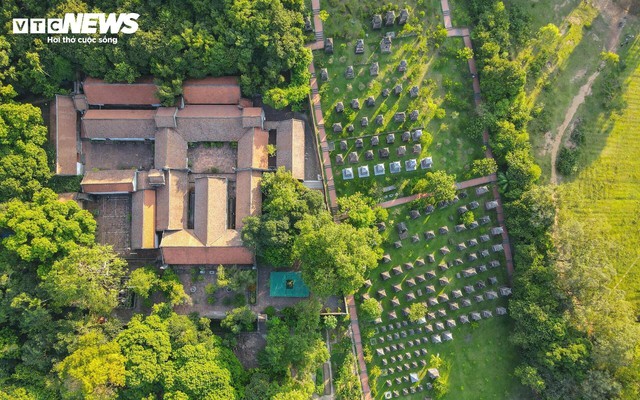 Chiêm ngưỡng ngôi chùa cổ vùng Kinh Bắc có vườn tháp lớn nhất Việt Nam