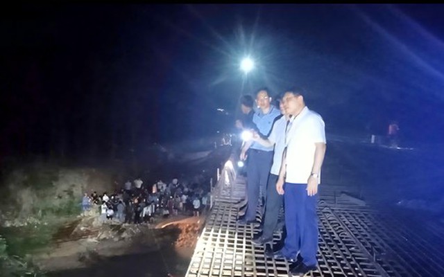 7 học sinh bị lũ cuốn trôi khi đi tắm suối ở Quảng Ninh