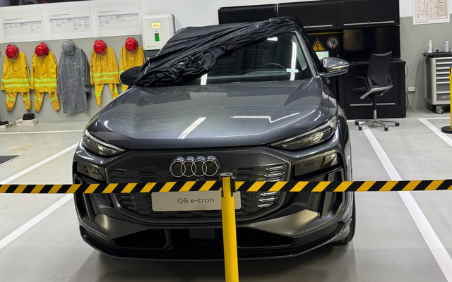 Audi Q6 e-tron lộ ảnh tại Việt Nam: Giá dự kiến hơn 3 tỷ đồng, mạnh 322 mã lực, chạy Hà Nội - Vinh khứ hồi không cần sạc