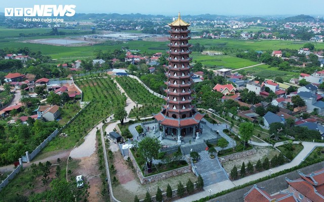 Chùa Phúc Sơn chuẩn bị 300.000 suất ăn mỗi ngày cho khách chiêm bái xá lợi Phật