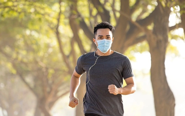 Dịch Covid-19 trở lại, mỗi ngày dành 30 phút cho 5 bài tập tăng đề kháng để tự trang bị "lá chắn sức khỏe"