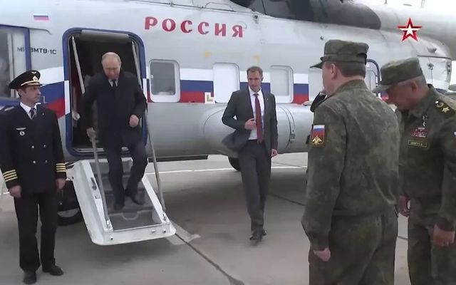 Trực thăng của Tổng thống Nga Putin vượt qua tình huống nguy hiểm?