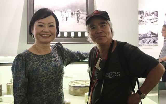 Vụ Nick Út bị ngừng ghi nhận là tác giả bức ảnh "Em bé Napalm": Hàng trăm chữ ký đòi công bằng