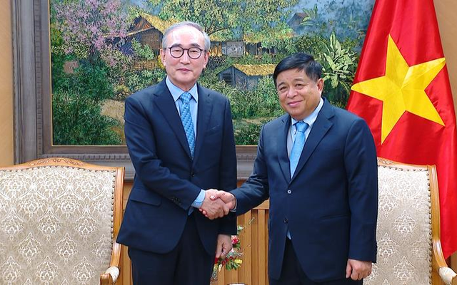 'Ông lớn' hàng đầu Hàn Quốc về viễn thông 'ngỏ ý' xây dựng Trung tâm Phát triển Toàn cầu ngay tại Việt Nam, đề xuất hợp tác với Tập đoàn Viettel