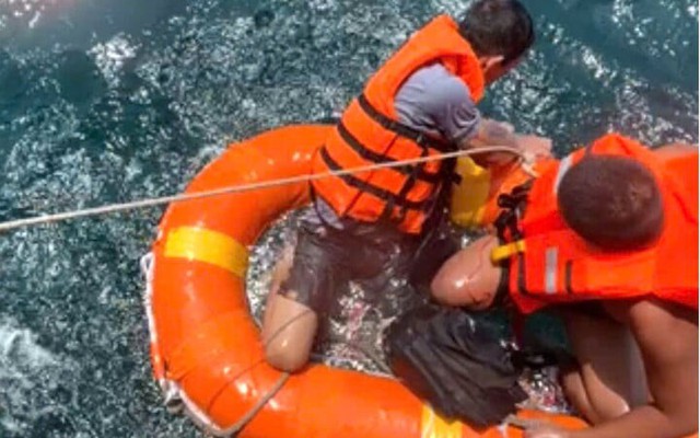 Vụ chìm tàu chở hàng nghìn tấn than: Thêm 9 người được cứu sống