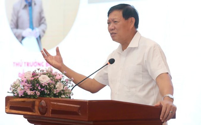 Thứ trưởng Y tế: Bán 1 viên thuốc giả cũng là phạm pháp, cần xử lý nghiêm