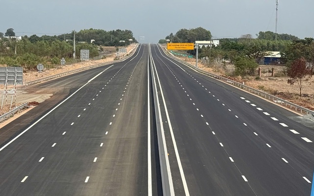 "Siêu đường" 17.800 tỷ của Việt Nam: 1 mét gần 330 triệu - phải xong trước Sân bay Long Thành