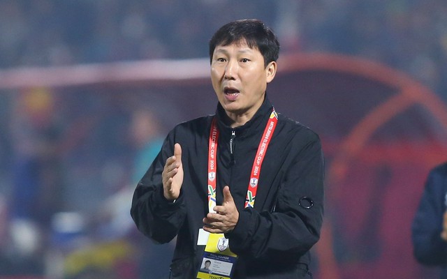Báo Anh: “MU sẽ hạ ASEAN All-Stars 6-0, đẳng cấp 2 đội cách nhau hàng… năm ánh sáng”