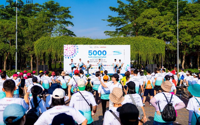 Món quà cuối cùng của "Nữ hoàng khởi nghiệp" và "phép màu" giúp cô gái đẩy lùi ung thư sau 15 năm điều trị