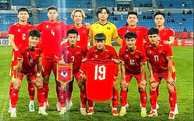 Tuyển Việt Nam sẽ nằm ở bảng đấu “dễ thở”, báo Trung Quốc lo sợ trước lễ bốc thăm giải châu Á?