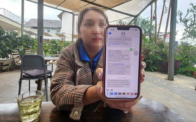Chỉ vì một tin nhắn, số dư tài khoản về 0, ngân hàng và nhà mạng từ chối trách nhiệm
