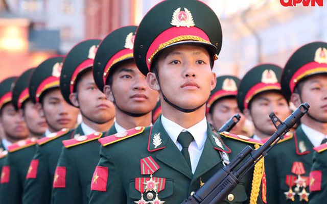 VIDEO: Quân nhân Việt Nam tham gia sơ duyệt Lễ duyệt binh trên Quảng trường Đỏ