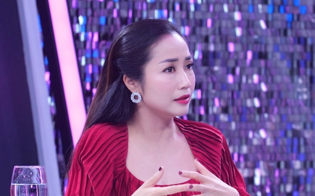 Nữ NSƯT từng sang Úc sống: "Tôi tức điên"