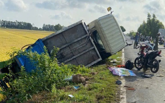 Tai nạn khiến 4 người trong gia đình tử vong: Khởi tố tài xế xe tải chở rác