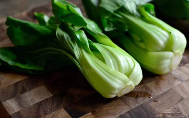 Loại rau từng chỉ dành cho người nghèo nay đã thành "nhân sâm" trên mâm cơm, cực tốt cho da nhưng ít ai biết