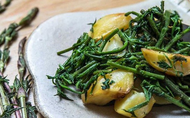 Loại rau dại từng bị nhổ bỏ nay hoá đặc sản đắt đỏ bậc nhất thế giới, 38 triệu đồng/kg