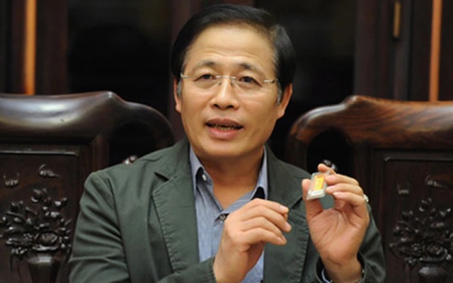 Người đàn ông đứng sau “đế chế vàng” lâu đời nhất Hà Nội đào tạo nhân viên chuẩn ‘con nhà lành’, nêu rõ quan điểm “đàn ông thông minh không lấy phụ nữ thành đạt”