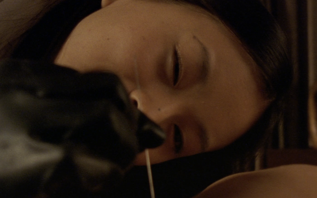 Phim 18+ Nhật Bản gây sốc nhất cuối thế kỷ 20: Khán giả bị lừa, bỏ chạy giữa rạp