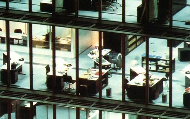 Những ngành này lương cao thật, nhưng ChatGPT cảnh báo: 3 năm nữa có thể là "bong bóng việc làm", nguy cơ thất nghiệp cực cao