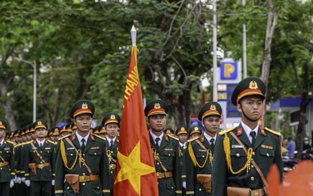 Hải Phòng hợp luyện duyệt đội ngũ và diễu hành kỷ niệm 70 năm Giải phóng thành phố