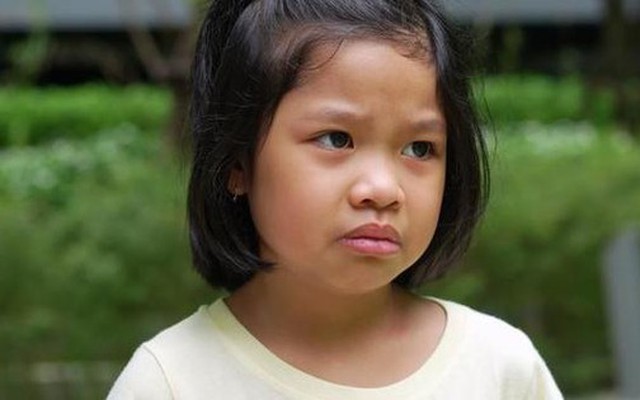 Cha mẹ mắc 2 lỗi lầm, con cái sẽ nghèo nàn suốt đời: Rất nhiều phụ huynh vẫn làm hàng ngày