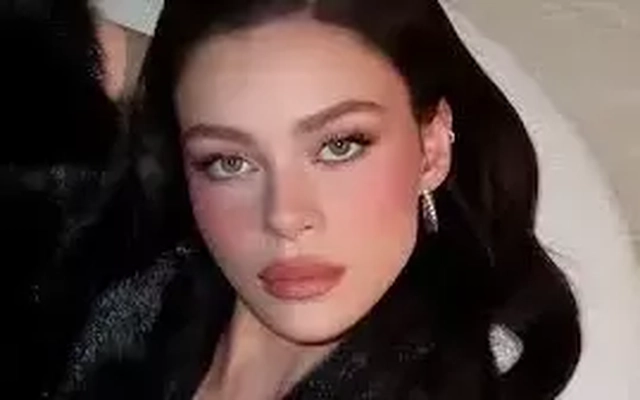 Con dâu chia rẽ nhà Beckham