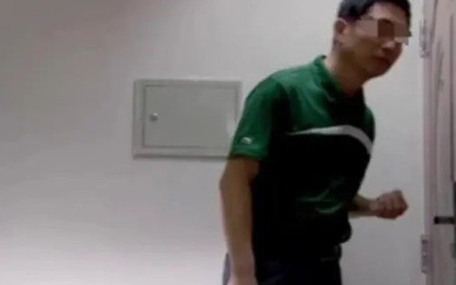 Dắt chó đi dạo, cô gái khiến cả gia đình mất mạng: Nuông chiều chính là đang hại một đứa trẻ!