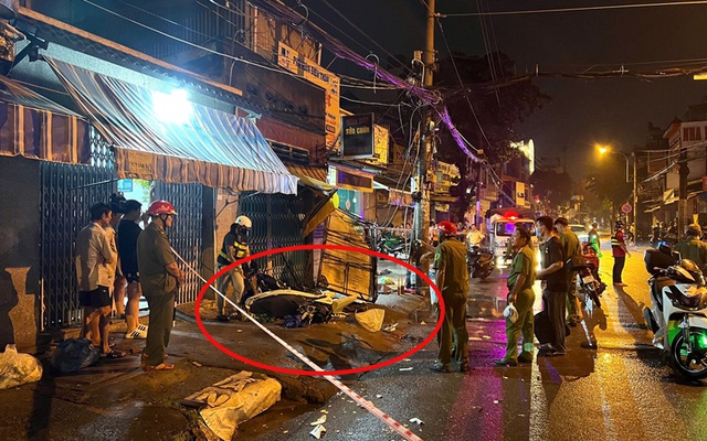 Vụ 2 thanh niên đi xe máy lao vào nhà dân tử vong ở TP.HCM: Hé lộ nguồn cơn bất ngờ
