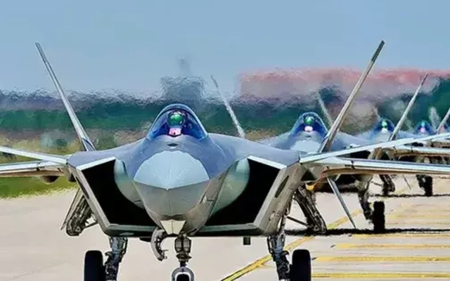 Tiêm kích tàng hình J-20 Trung Quốc đạt bước đột phá mới