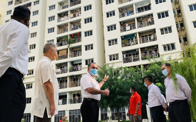 Người đàn ông mua gần 80 căn hộ ở 4 tầng chung cư để cải tạo, hàng trăm hộ dân đồng loạt phản đối: "Chúng tôi báo cảnh sát"