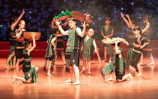 Đại vũ kịch Sắc Màu Tuổi Thơ Vol.6 – Mơ tung 2 trích đoạn gây ấn tượng mạnh cho khán giả