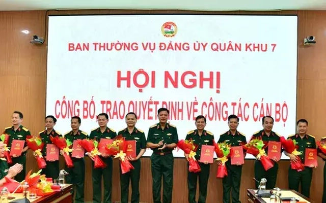 Quân khu 7 bổ nhiệm nhiều nhân sự chủ chốt