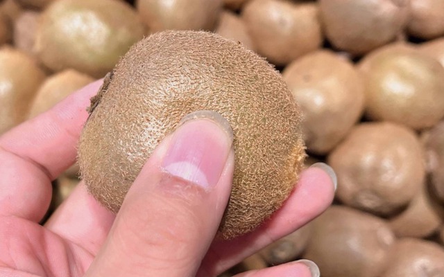 Loại quả bé xíu mệnh danh là "siêu trái cây", giàu vitamin C hơn cam, ra chợ là thấy