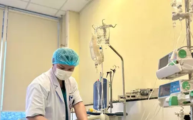 Giành giật sự sống cho bệnh nhân vô danh trong ‘giờ vàng’ sinh tử