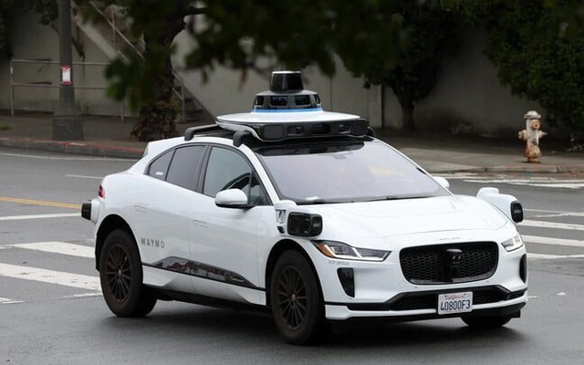 Công nghệ 18/6: Ô tô tự động, máy bay lai điện định hình giao thông tương lai