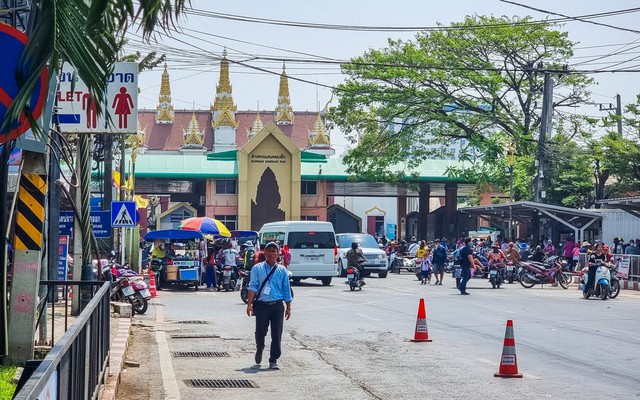 Biên giới căng thẳng, Campuchia ghi nhận "khủng hoảng ngắn hạn" trong 1 ngành hốt bạc