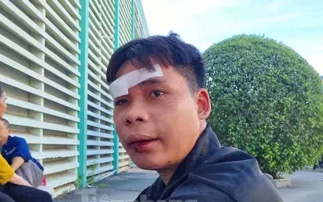 Tai nạn trên cao tốc 18 người thương vong: 'Tôi run chân bước qua hiện trường đầy ám ảnh'