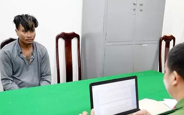 Nhậu say về va phải chó, liền vác rìu chém hàng xóm tử vong