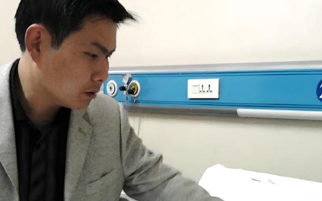 Nghe tin bố bệnh, tôi về thăm sau 6 năm bặt tăm, thật không ngờ chờ đón tôi lại là những xót xa căm giận chưa nguôi