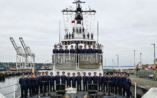 Cảnh sát biển Việt Nam nhận tàu tuần tra thứ 3 từ Hoa Kỳ