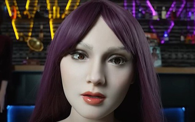 Bên trong nhà máy sản xuất búp bê AI