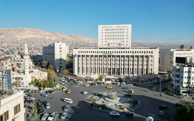 Sau 14 năm bị trừng phạt bởi Mỹ và phương Tây, một quốc gia vừa tái gia nhập hệ thống SWIFT, sắp nối lại giao dịch với cả Washington