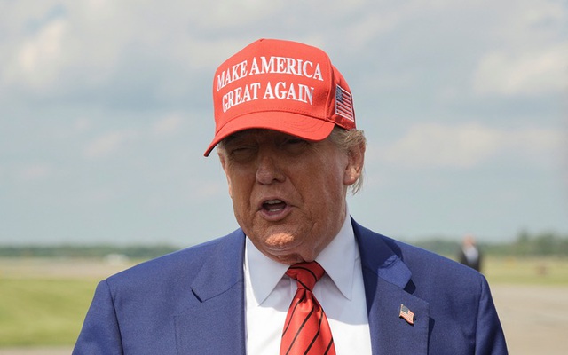 Quan chức Iran: 'Chỉ cần một cuộc gọi của ông Trump, chiến tranh sẽ chấm dứt'