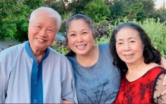 Chuyện chưa kể về người cha là PGS.TS, nhà khoa học nổi tiếng của NSND Hồng Vân