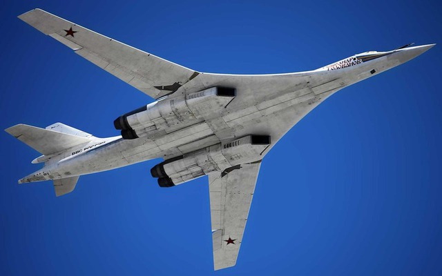 Vì sao Tu-160 của Nga bây giờ mới 'ra đòn' ở Ukraine?